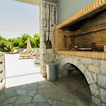 Rodoula In Mystras ספארטי