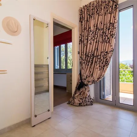 Rodoula In Mystras *