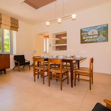 Rodoula In Mystras Villa