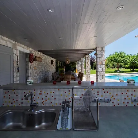 Rodoula In Mystras Sparta