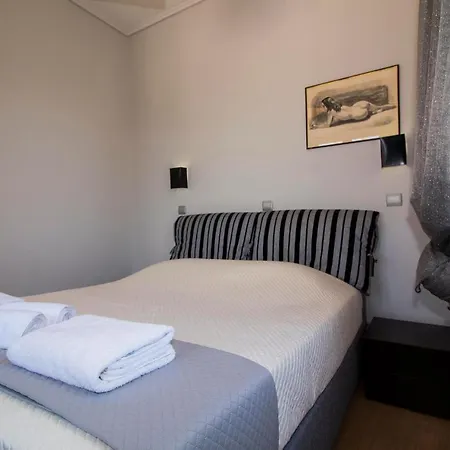Rodoula In Mystras * Szpárti