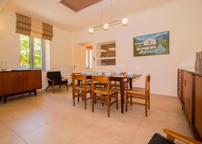 Rodoula In Mystras Villa