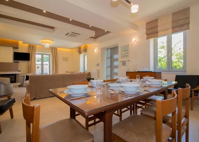 Rodoula In Mystras * Σπάρτη